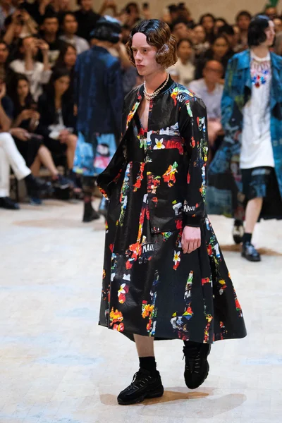 Look 37